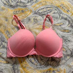 Victoria's Secret light pink dream angels push up bra 32DDD